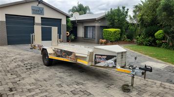 Double Quad or Flatbed trailer for sale
