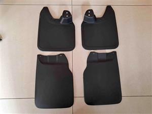 TOYOTA HILUX KZTE LWB 1998/2004 BRAND NEW 4x2 LWB MUD FLAPS SET FORSALE