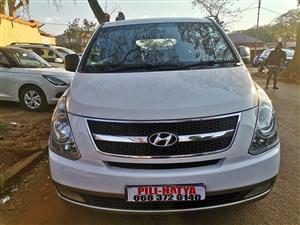 2016 HYUNDAI H1 2.4 9 SEATER MANUAL