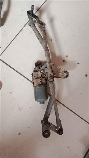 Dodge journey 2012 Wiper motor