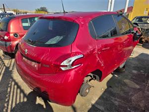 Peugeot 208 Stripping for spares