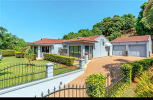 House For Sale in La Lucia