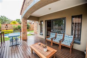 Townhouse Rental Monthly in Mooikloof Ridge
