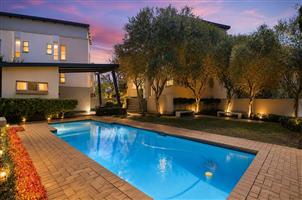 Apartment For Sale in Lonehill