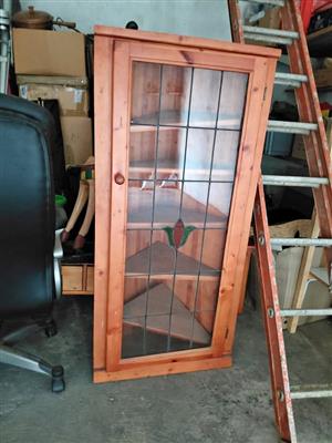 Solid Oregon Pine Corner Case with real lead glass window.
