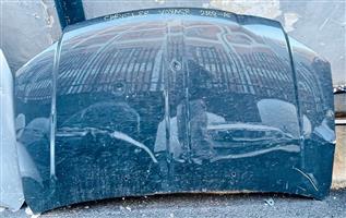 Chrysler Voyager bonnet