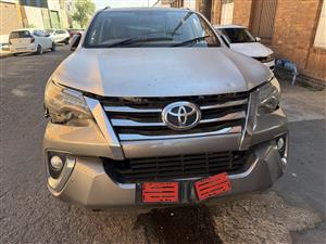 Toyota Fortuner For Stripping 