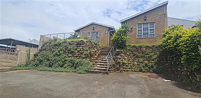 Spacious Family Home in Orient Hills, Isipingo