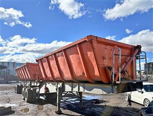 MID-WEEK DEAL – Top Trailer 45-Cube Side Tipper – 2008 Model