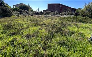 Vacant land in Aston Bay