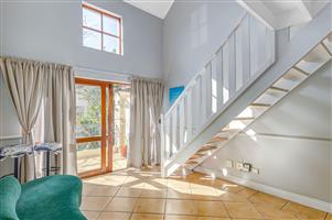 Apartment For Sale in Douglasdale