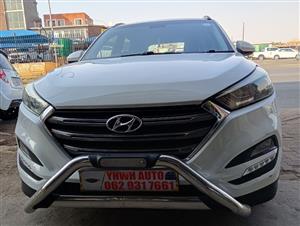 2017 Hyundai Tucson 2.0 Executive  Automatic  WHITe