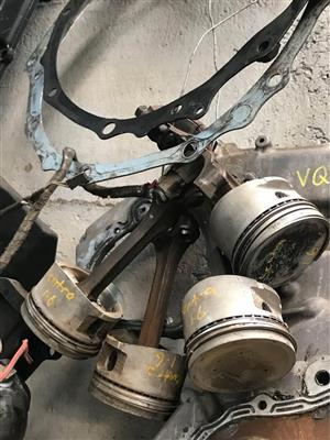 Nissan Sentra piston and Conrod 