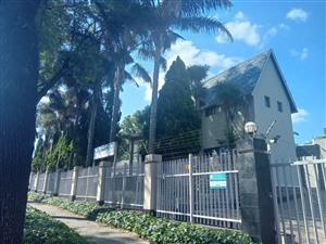 Lovely 3-Bedroom apartment in Parkwood