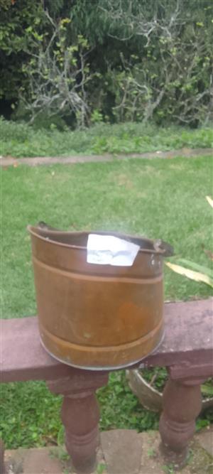Brass coal bucket with handle