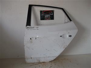 Hyundai IX35 left rear door  09-15