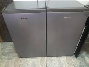 2 x Hisense Bar Fidges