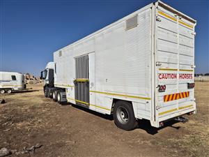 8 Berth Horsebox / Trailer / Float