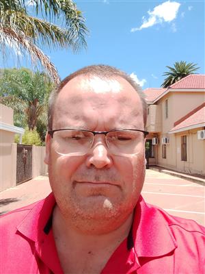 Job seeker full time driver job wanted C10 or EC1 with accommodation