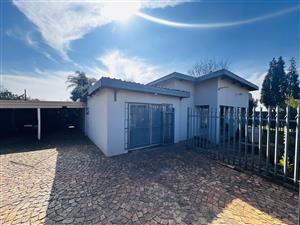 Spacious 3-Bedroom Home with Flatlet, Braai Area & Workshop in Brakpan Central