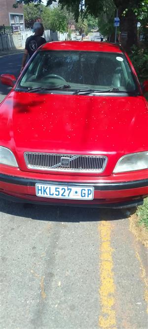 Volvo S40 1998