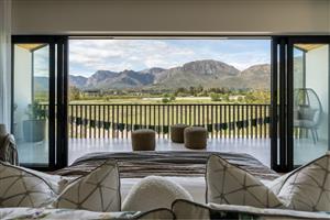 Introducing Drakenzicht by Legaro Property Development: Luxury in the Picturesque Paarl
