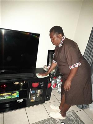 ZIMBABWEAN TRUSTWORTHY MAID