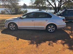 2016 Volkswagen Jetta 1.4tsi bluemotion please
