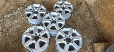 Isuzu 16inch rims for sale