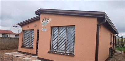 Specious Home for sale in Payneville