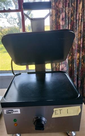 Aloma - 9 slice Electrical Toaster
