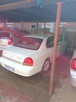 Hyundai  sonata 2002 model