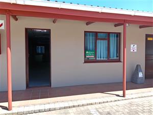 Offices to rent in George Industria