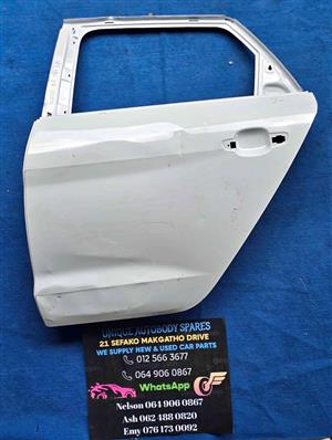 Audi A1 2018 + Left Rear Door