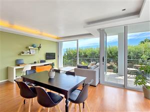 Apartment Rental Monthly in Green Point