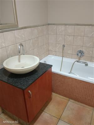 Upmarket 2 bedroom apartment in popular estate 
