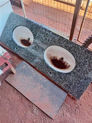Ceramic double bathroom basin