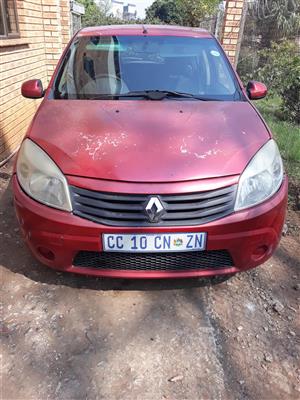 Renault Sandero 1.6 2013 model