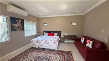 convinient Furnished 1Bed 1 Bath Garden Cottage in Rivonia