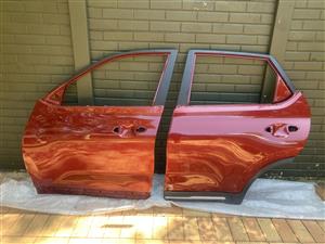 2025 KIA SONET LEFT FRONT AND REAR DOOR SHELLS FOR SALE. IN EXCELLENT CONDITION