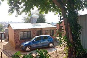 two bedroom House for sale 