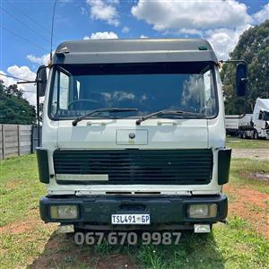 1989 - Mercedes Benz Vseries  ADE - Sold As Is - starts and run but not engaging some gears