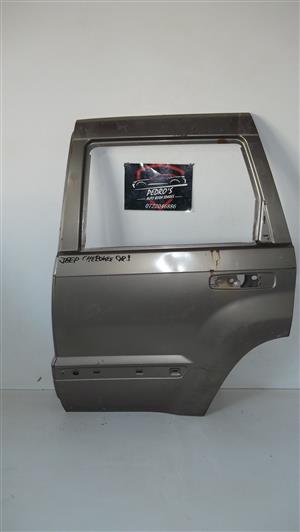 Jeep Cherokee left rear door