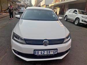 2017 VW JETTA 1.6 tsi AUTOMATIC EXCELLENT CONDITION AVAILABLE
