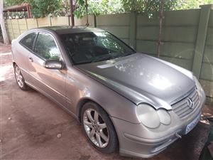 2004 Mercedes Benz C230 Kompressor Papers and license up to date NON RUNNER NO K