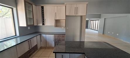 STUNNING MODERN AND NEAT TOWNHOUSE  UP FOR GRABS IN THREE RIVERS PROPER