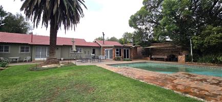 House For Sale in Brackenhurst