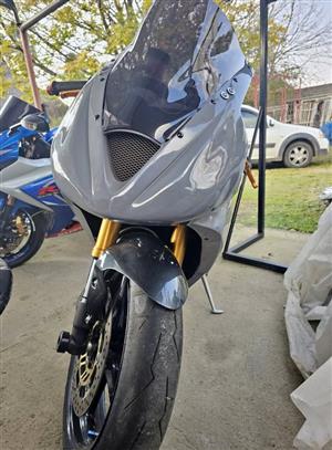 Triumph 675 trackbike