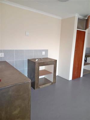 1 bed 1 bath Flat/apartment