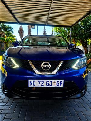 2016 Nissan Qashqai 1.6i with 114403km full service history with agent,6speed ma